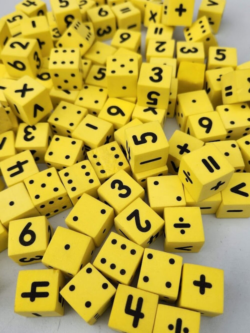 Koplow Games Foam Spot & Number Dice Yellow Math Mathematics Manipulatives Ideal - Picture 2 of 8